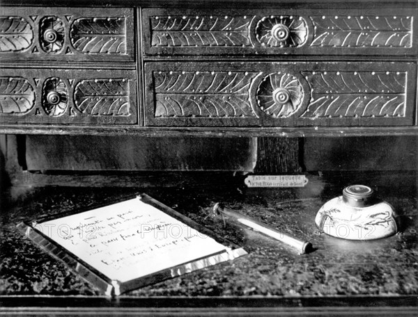 Victor Hugo's writing case