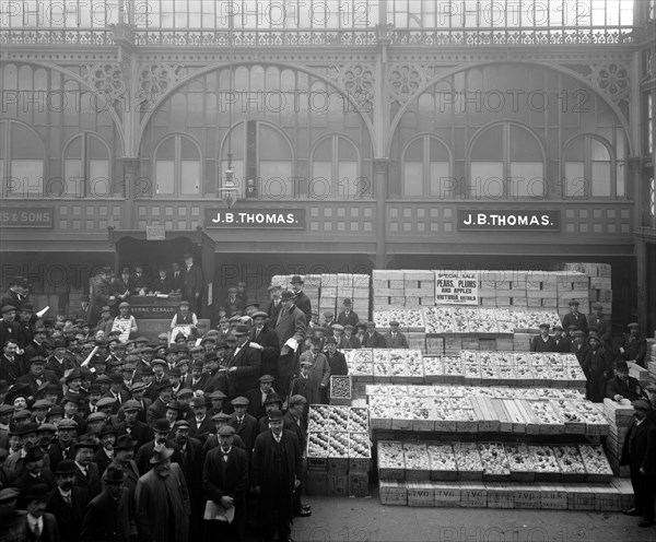 Floral Hall, Covent Garden, London, 1913