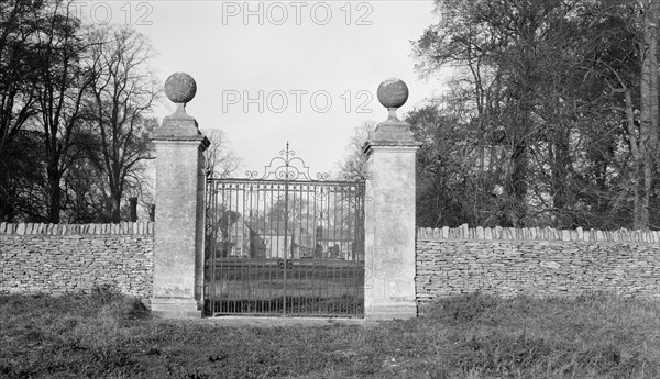 Gateway to Filkins Hall, Oxfordshire