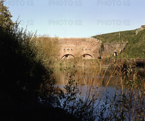 Fort Brockhurst, Gunners Way, Gosport, Hampshire, 2000