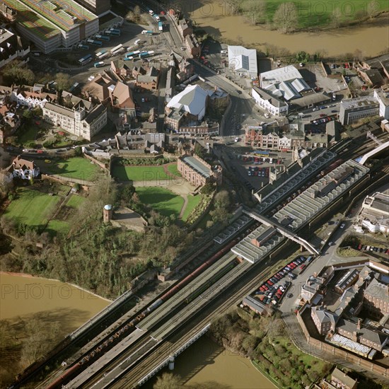 Shrewsbury railway station and castle, Shrewsbury, Shropshire, 2001