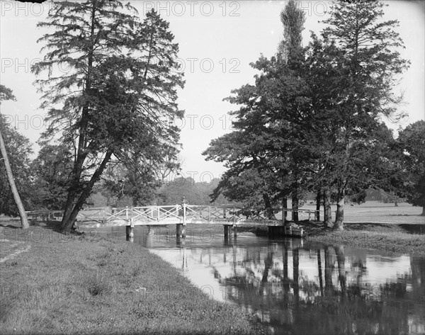 The Gade Bridge in Cassiobury Park, Watford, London, c1860-c1922