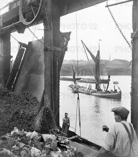 The South Bank, Lambeth, London, before 1933. Artist: George Davison Reid