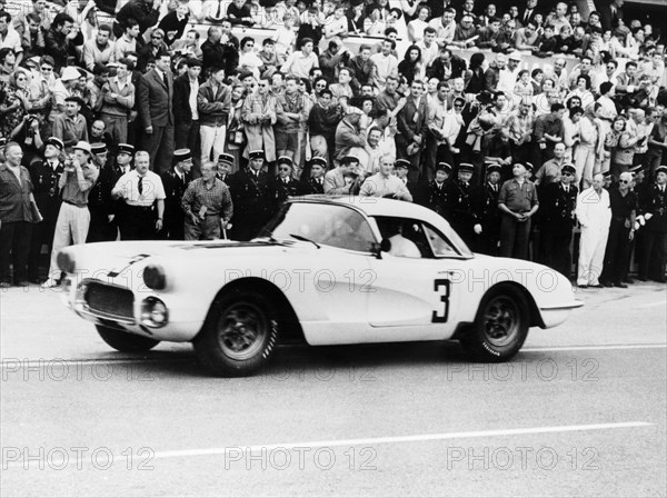 Chevrolet Corvette, Le Mans, France, 1960. Artist: Unknown