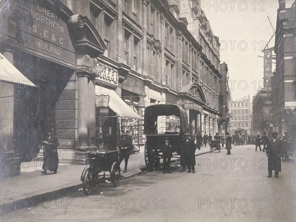 Moorfields, London, c1921. Artist: Anon