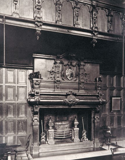 Gallery over the chimney piece in the Great Hall of Charterhouse, Finsbury, London, 1880. Artist: Henry Dixon