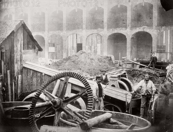 Construction of Holborn Viaduct, City of London, 1869. Artist: Henry Dixon