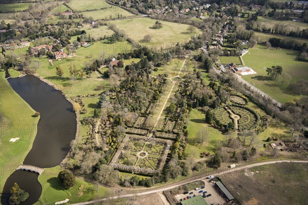 Stoke Poges Gardens of Remembrance, Buckinghamshire, 2018