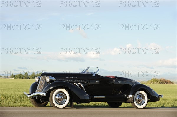 Auburn 852 SC Speedster 1936. Artist: Simon Clay.