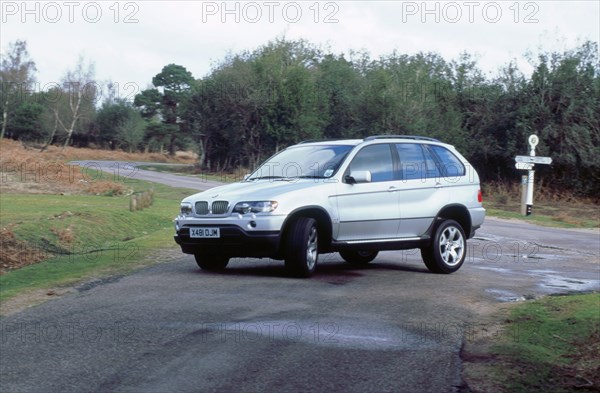 2001 BMW X5 4.4i. Artist: Unknown.