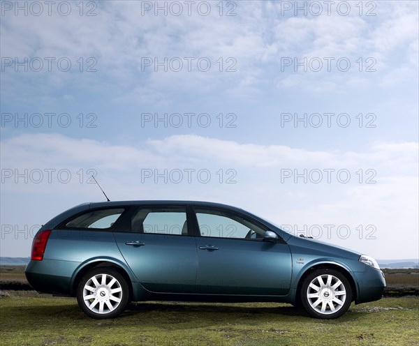 2003 Nissan Primera 2.2TD Estate. Artist: Unknown.