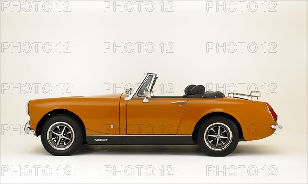 1975 MG Midget Artist: Unknown.