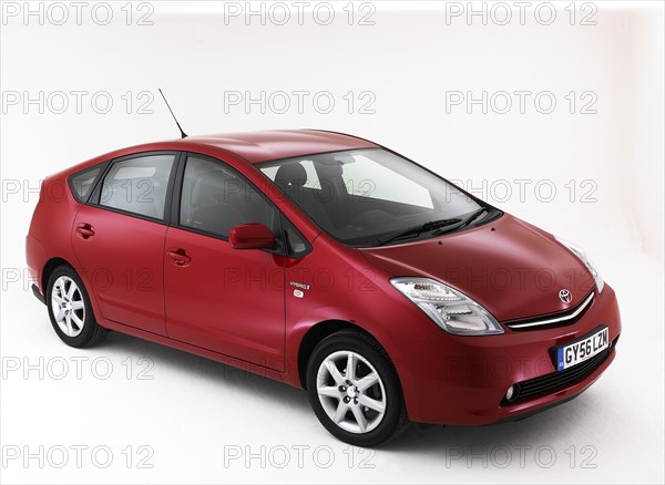 2006 Toyota Prius Hybrid Artist: Unknown.