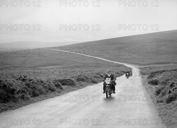 493 cc Sunbeam of HAH Burgess, winner of a bronze award at the MCC Torquay Rally, July 1937. Artist: Bill Brunell.