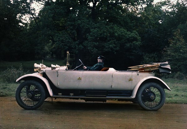 1913 Lanchester 38hp tourer. Artist: Unknown.