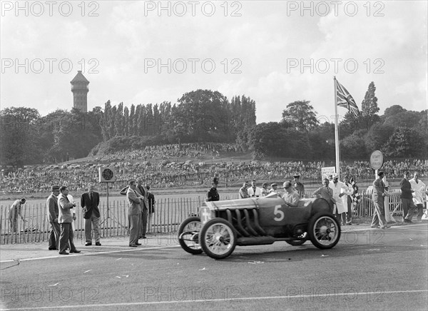 Vieux Charles III, Lorraine-Dietrich of RGJ Nash, Imperial Trophy, Crystal Palace, 1939. Artist: Bill Brunell.