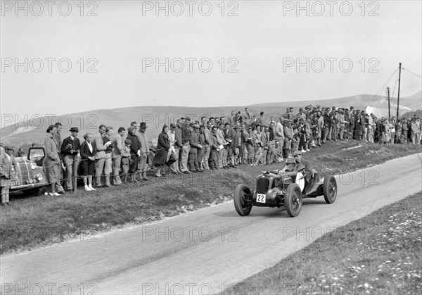 MG R type of Sir Clive Edwards competing at the Lewes Speed Trials, Sussex, 1938. Artist: Bill Brunell.