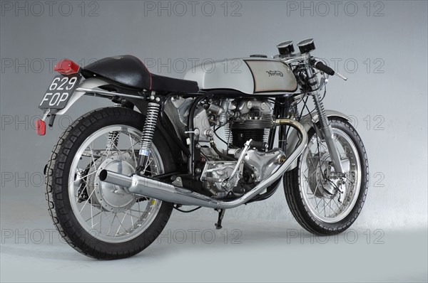 1962 Norton 650 SS. Artist: Unknown.