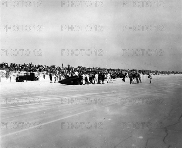 Sunbeam 1000hp World Land speed record attempt at Daytona 1927 Artist: Unknown.