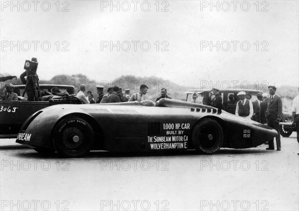 Sunbeam 1000hp World Land speed record attempt at Daytona 1927 Artist: Unknown.