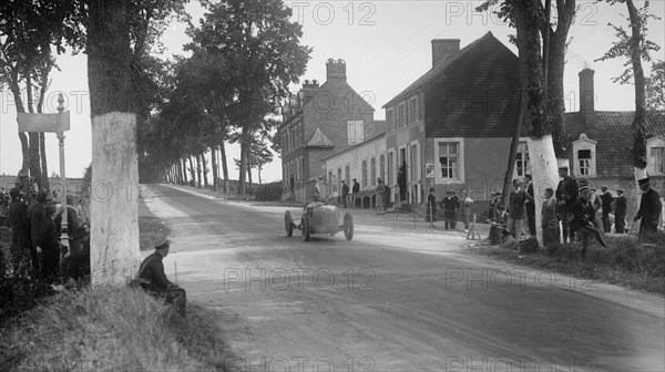 Unidentified car competing at the Boulogne Motor Week, France, 1928. Artist: Bill Brunell.