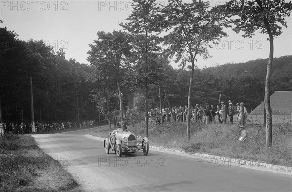 Bugatti Type 43 competing at the Boulogne Motor Week, France, 1928. Artist: Bill Brunell.