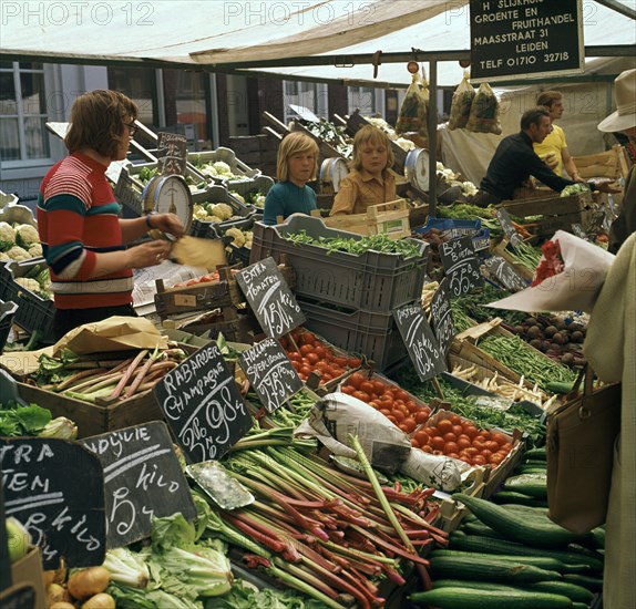 Saturday morning market in Leiden. Artist: CM Dixon Artist: Unknown