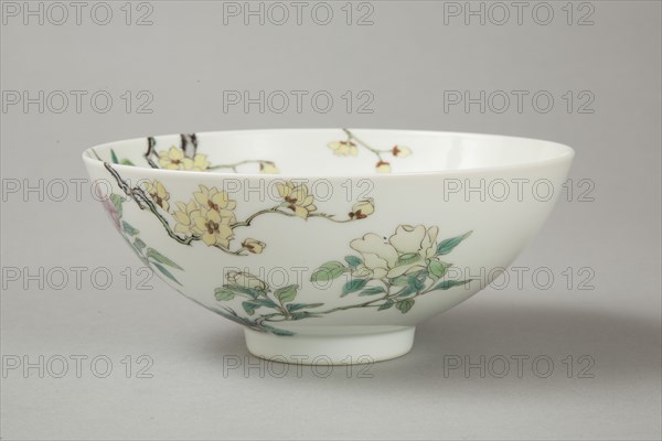 Famille rose bowl with floral decoration, 20th century. Artist: Unknown.