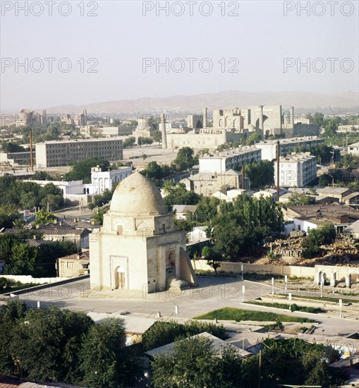 Streets looking towards Registan in mid-distance, Smarkand, Uzbekistan, USSR, c20th century. Artist: Unknown.