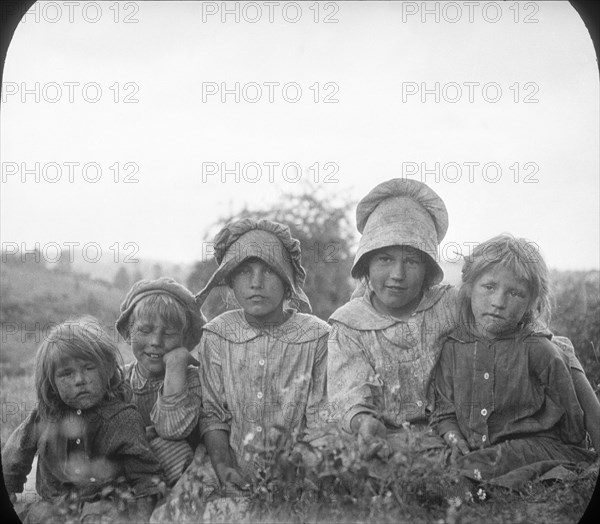 Children, Appalachia, USA, c1917. Artist: Cecil Sharp