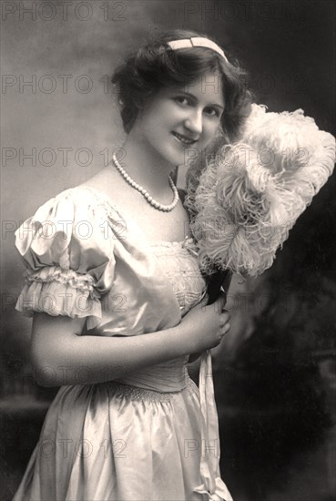 Nina Sevening, British actress, early 20th century.Artist: Lemeilleur