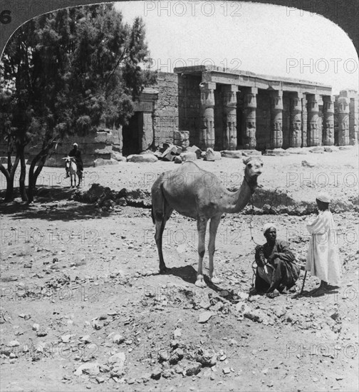 'Looking north to the temple of Sethos I, Thebes, Egypt', 1905.Artist: Underwood & Underwood