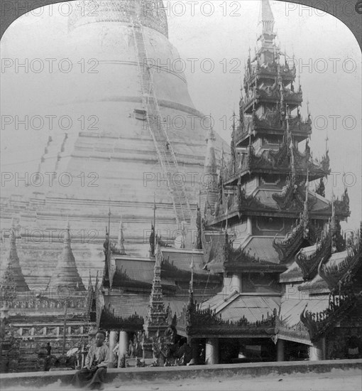 Shwedagon Pagoda, Rangoon, Burma, c1900s(?).Artist: Underwood & Underwood