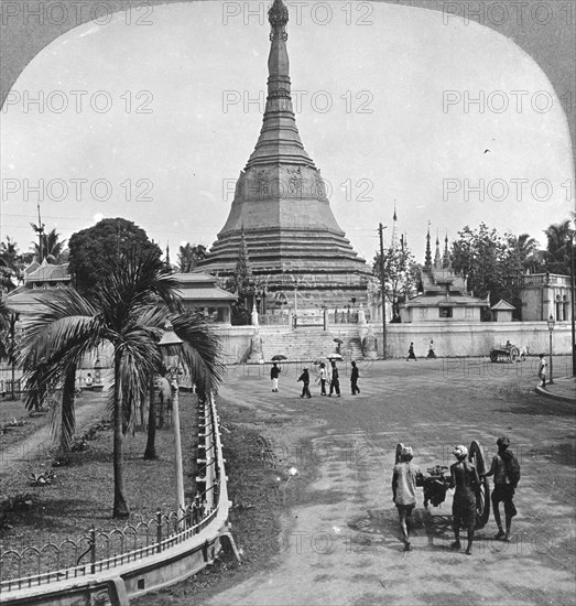 Sule Pagoda from Pagoda Street, Rangoon, Burma, 1908. Artist: Stereo Travel Co