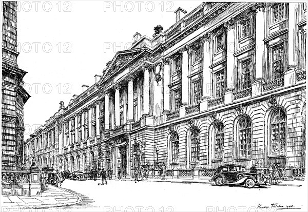 The exterior of the RAC Clubhouse in Pall Mall, London, 1946.  Artist: Hanslip Fletcher