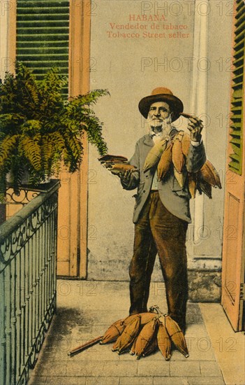 Habana. Vendedor de tabaco. Tobacco Street seller, c1910s. Artist: Unknown