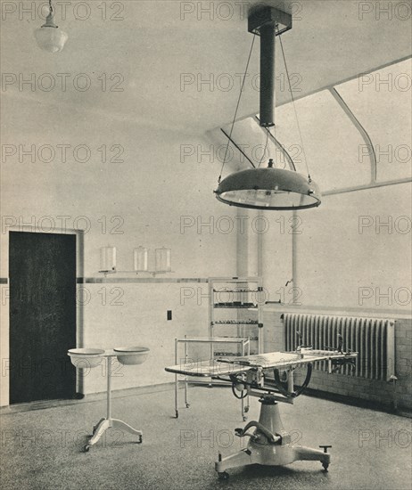 'Operating Theatre, Princess Louise Kensington Hospital for Children. Architects, George Lansdown &  Artist: Unknown.