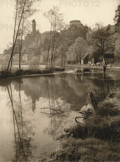 'Veldenstein Castle on the Pegnitz', 1931. Artist: Kurt Hielscher.