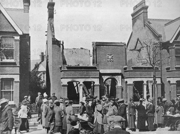 'The result of an air raid: A wrecked house in Southend', 1915. Artist: Unknown.