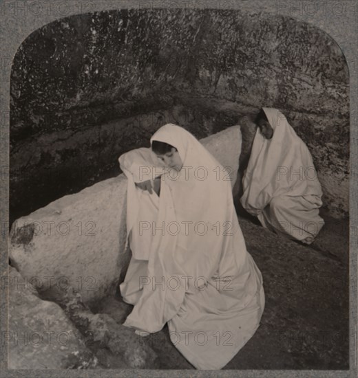 'Interior of the Tomb of Christ, c1900. Artist: Unknown.