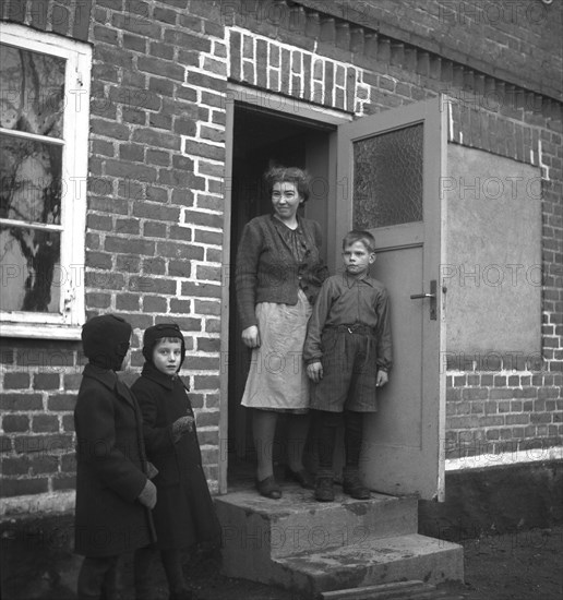 Immigrant farm workers from Estonia in Sweden, 1946. Artist: Otto Ohm