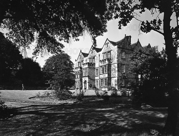 Park Hall Country Club, Spinkhill, Derbyshire, 1961.  Artist: Michael Walters