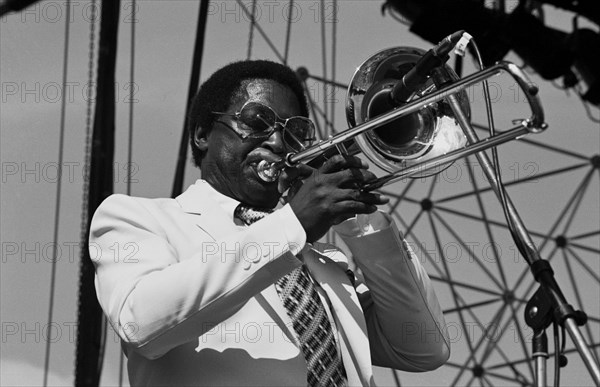 Curtis Fuller, Capital Jazz Festival, Knebworth, Herts, July 1982. Artist: Brian O'Connor.