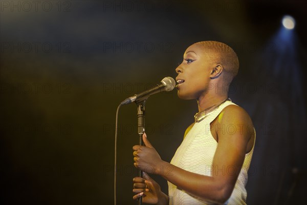 Laura Mvula, 2013. Artist: Alan John Ainsworth.