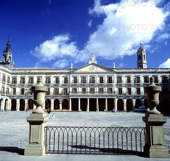 New Square and City Hall of Vitoria, portico area designed by Justo de Olaguibel.