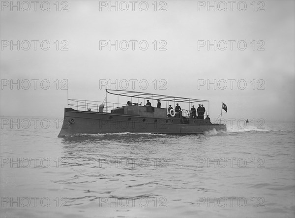 Egyptian motor launch under way, 1911. Creator: Kirk & Sons of Cowes.