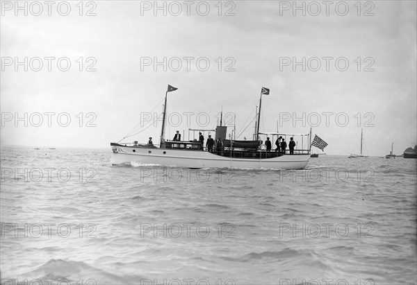 The steam yacht 'Yvonne' under way, 1913. Creator: Kirk & Sons of Cowes.