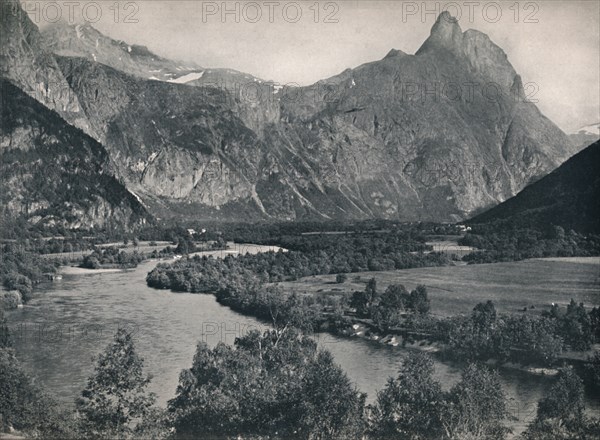 Romsdalshorn', 1914.