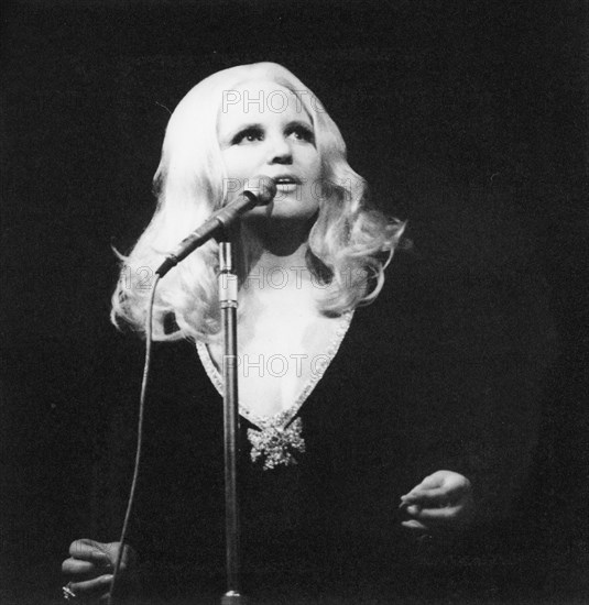 Peggy Lee, Royal Albert Hall, London, 1970.