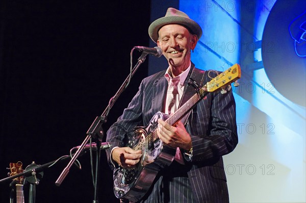 Mark Flanagan, Crawley Blues Club, Hawth, Crawley, West Sussex, 28 Sept 2019. Creator: Brian O'Connor.